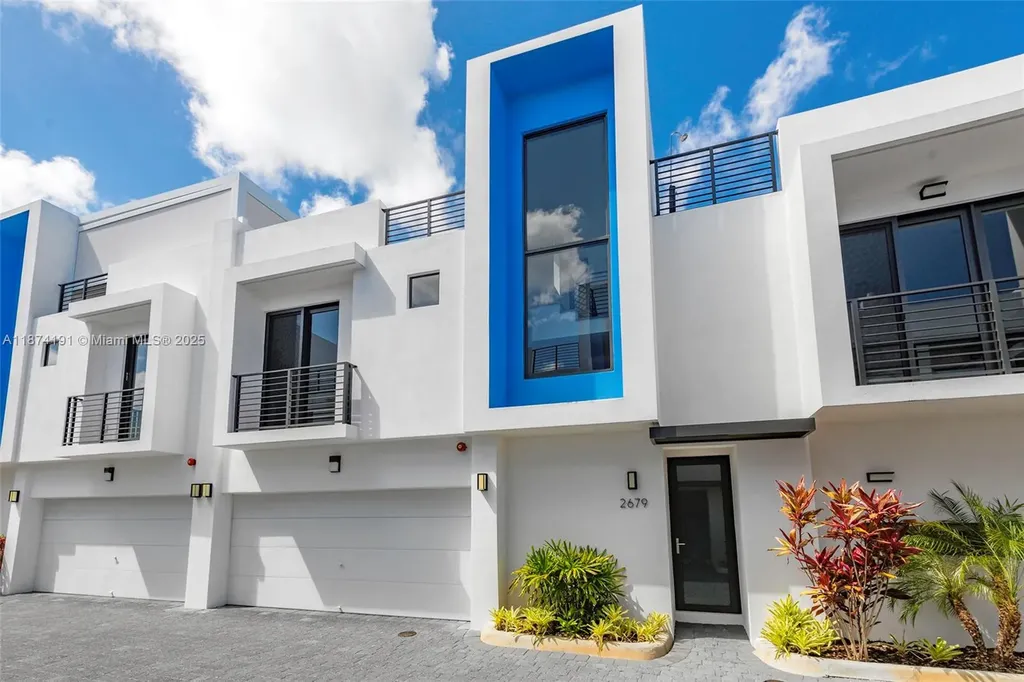 2679 NE 8th Avenue Fort Lauderdale FL 33334