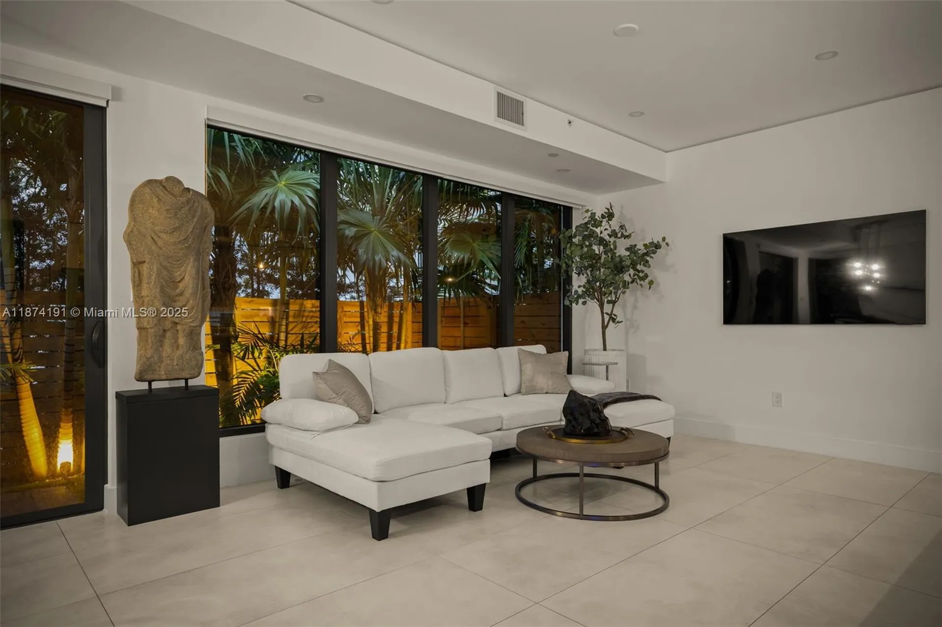 2679 NE 8th Avenue Fort Lauderdale FL 33334