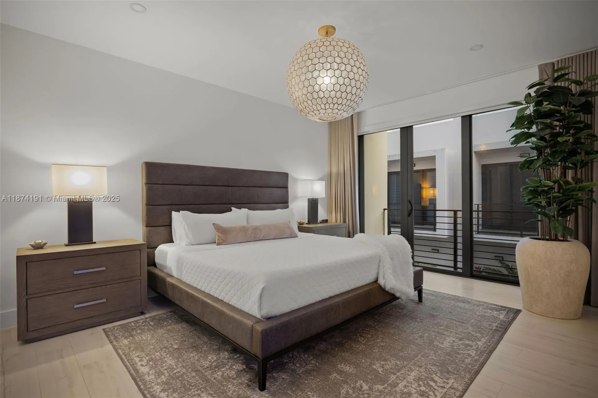 2679 NE 8th Avenue Fort Lauderdale FL 33334