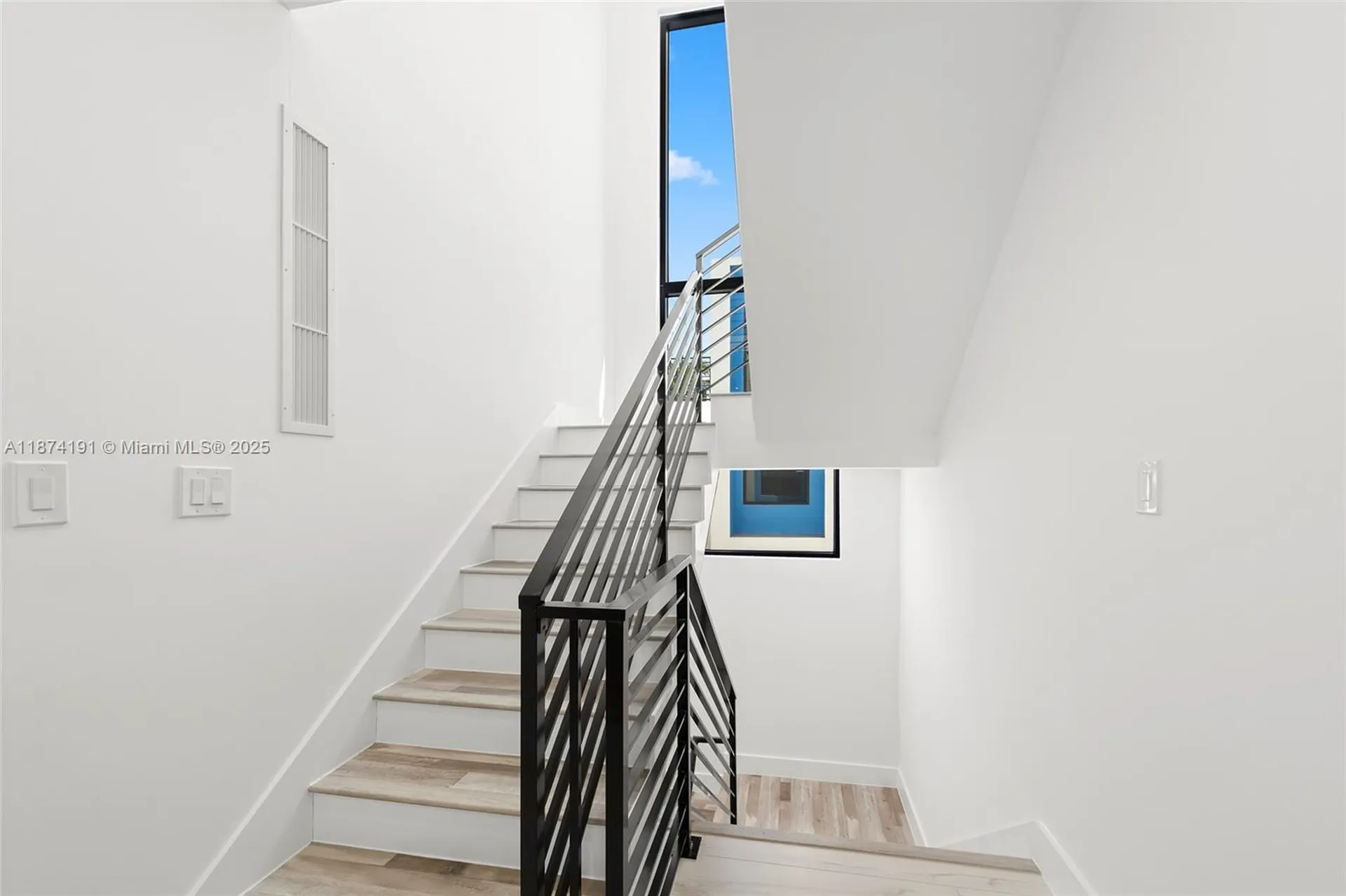 2679 NE 8th Avenue Fort Lauderdale FL 33334