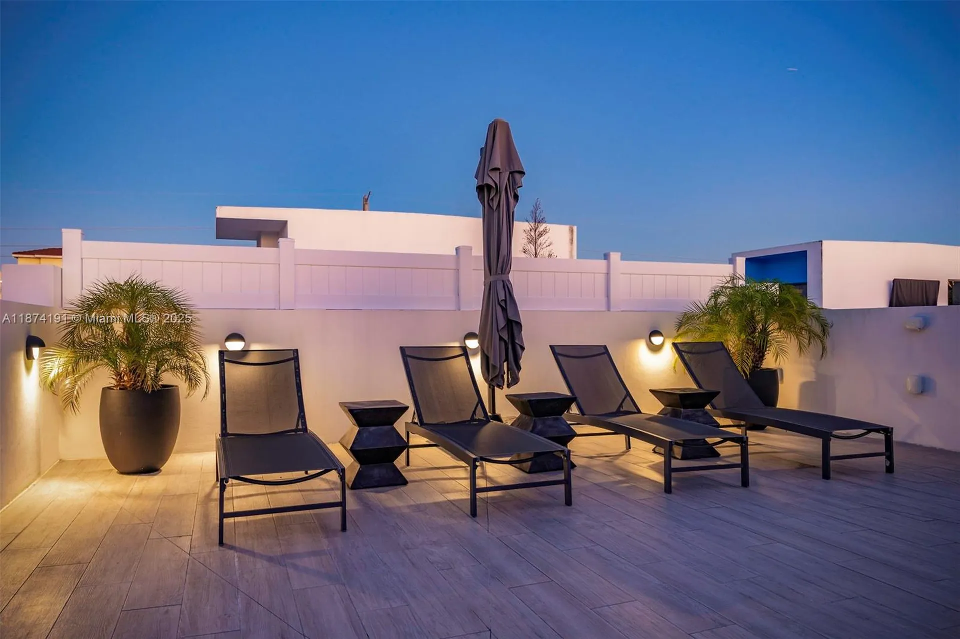 2679 NE 8th Avenue Fort Lauderdale FL 33334