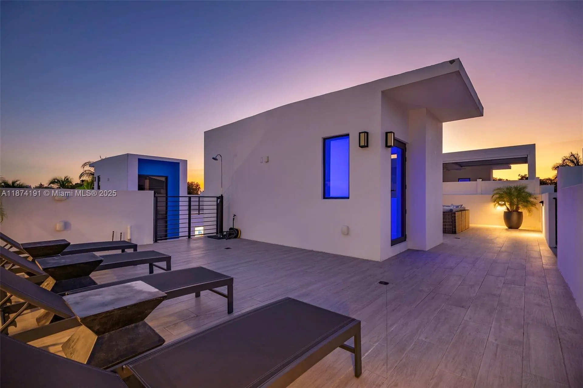 2679 NE 8th Avenue Fort Lauderdale FL 33334