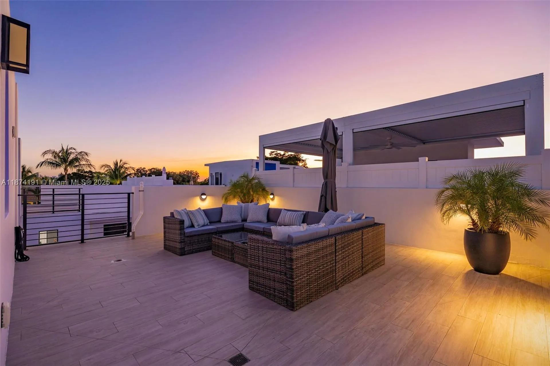 2679 NE 8th Avenue Fort Lauderdale FL 33334