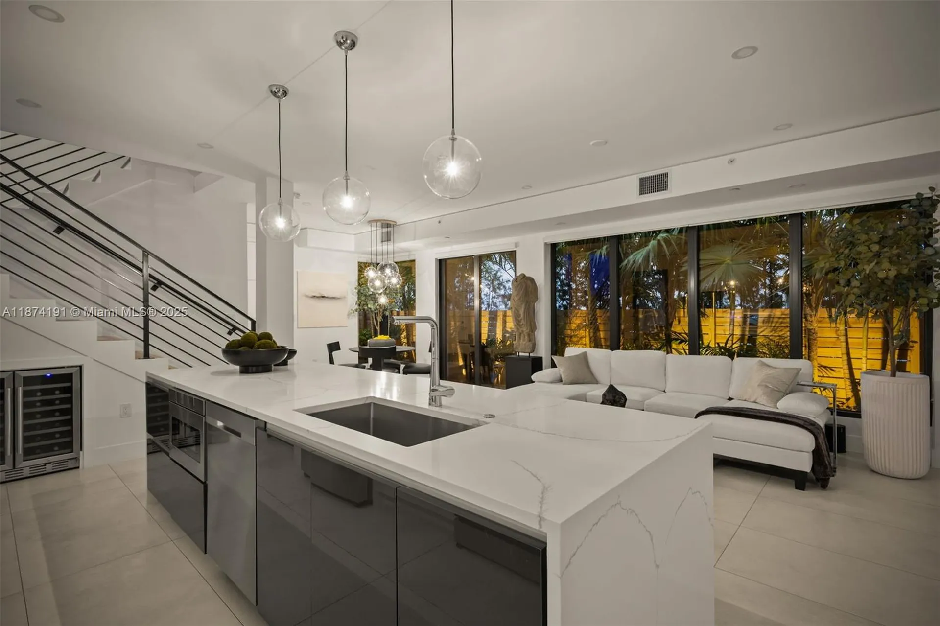 2679 NE 8th Avenue Fort Lauderdale FL 33334