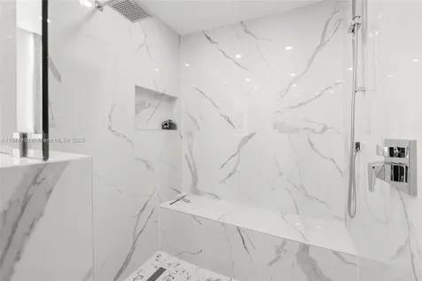 2679 NE 8th Avenue Fort Lauderdale FL 33334