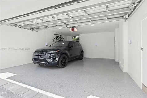 2679 NE 8th Avenue Fort Lauderdale FL 33334