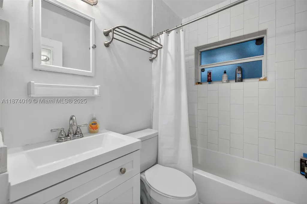 820 N Ocean Boulevard Pompano Beach FL 33062