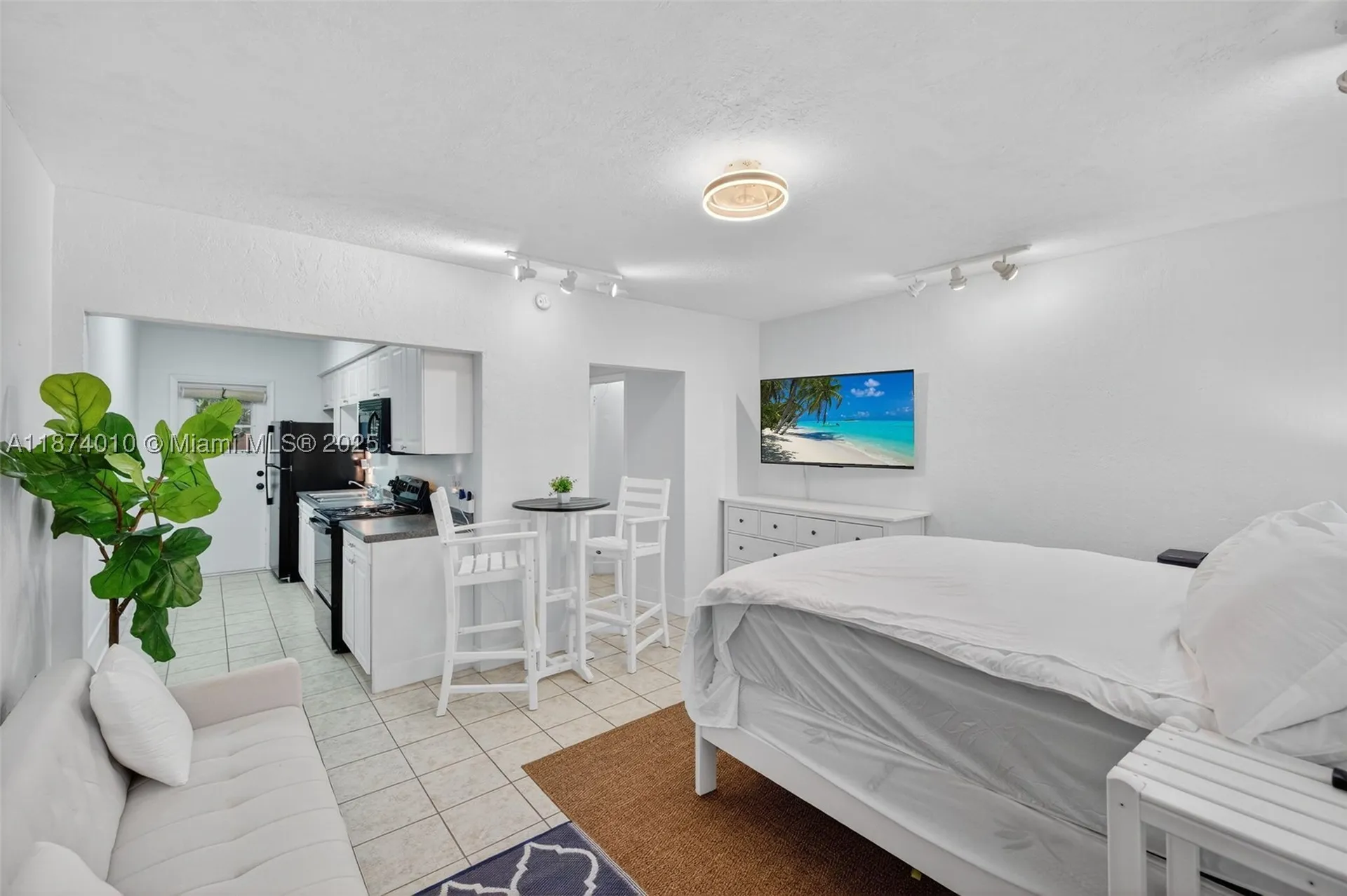 820 N Ocean Boulevard Pompano Beach FL 33062