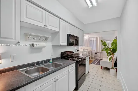 820 N Ocean Boulevard Pompano Beach FL 33062