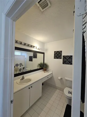 126 Hidden Court Road Hollywood FL 33023