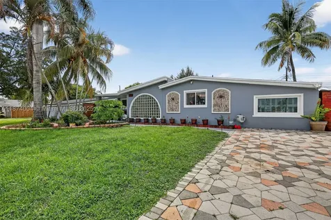 7120 Wilson Street Hollywood FL 33024