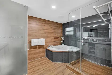 1643 NE 8th Avenue Fort Lauderdale FL 33305