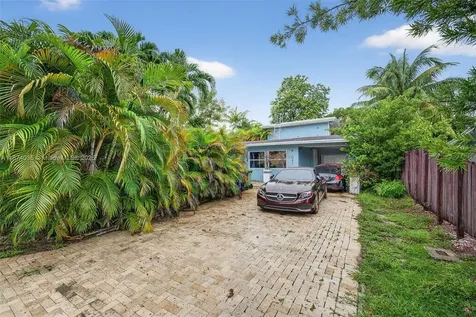 1643 NE 8th Avenue Fort Lauderdale FL 33305