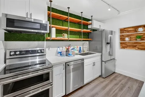 1643 NE 8th Avenue Fort Lauderdale FL 33305