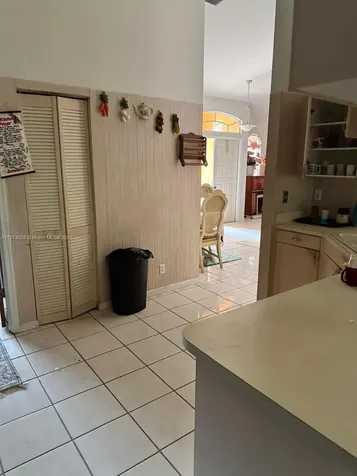 188 Gulfstream Circle Royal Palm Beach FL 33411