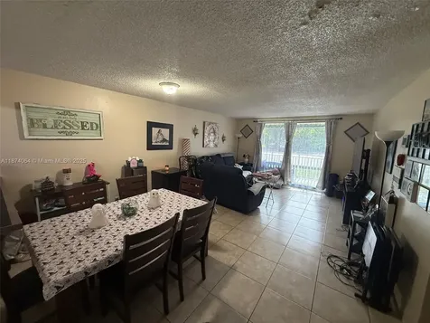 6940 Miami Gardens Drive Hialeah FL 33015