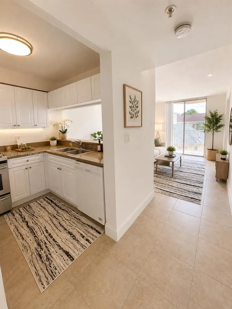 102 SW 6th Avenue Miami FL 33130