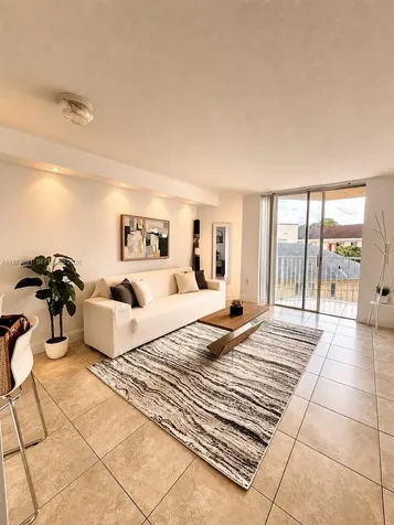 102 SW 6th Avenue Miami FL 33130