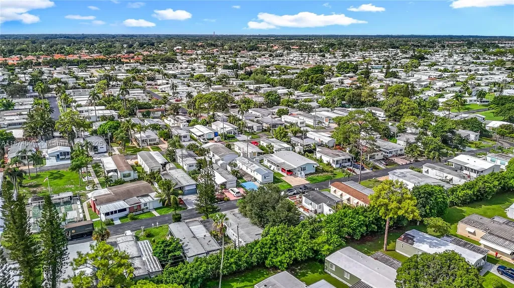 4165 S 88th Court S Boynton Beach FL 33436