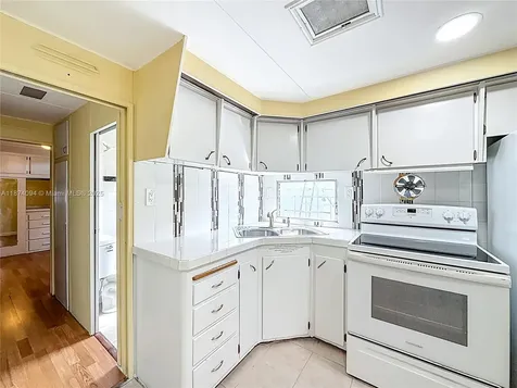 4165 S 88th Court S Boynton Beach FL 33436