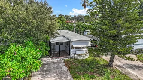 4165 S 88th Court S Boynton Beach FL 33436