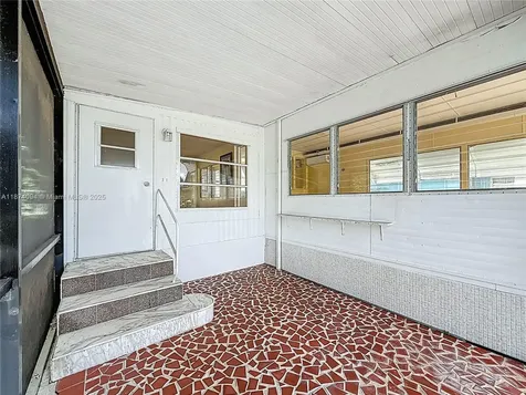 4165 S 88th Court S Boynton Beach FL 33436