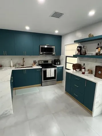 1103 S Collier Marco Island FL 34145