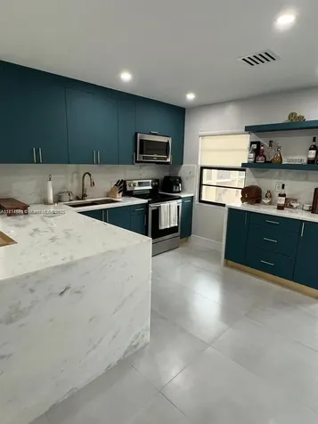1103 S Collier Marco Island FL 34145