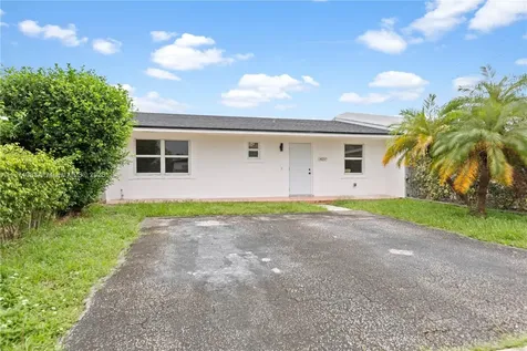 14857 SW 114th Court Miami FL 33176