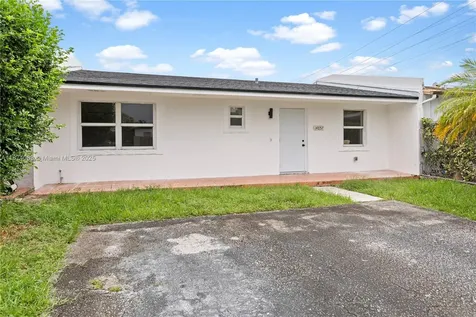 14857 SW 114th Court Miami FL 33176