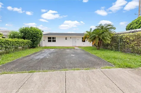 14857 SW 114th Court Miami FL 33176