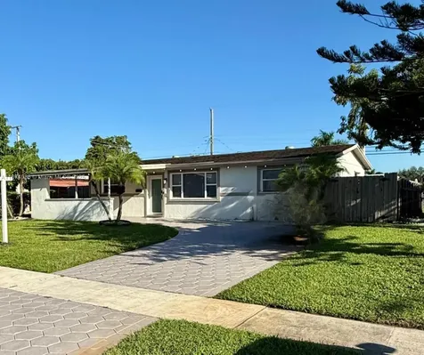 7681 Farragut Street Hollywood FL 33024