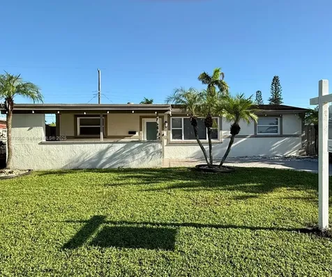 7681 Farragut Street Hollywood FL 33024