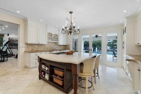 277 Veleros Court Coral Gables FL 33143