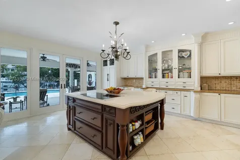 277 Veleros Court Coral Gables FL 33143