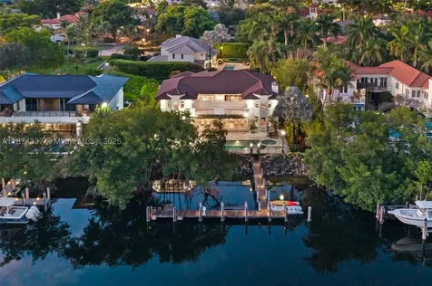 277 Veleros Court Coral Gables FL 33143