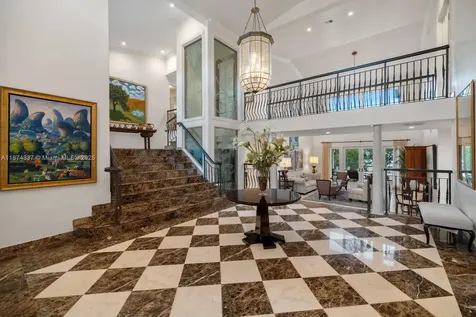 277 Veleros Court Coral Gables FL 33143