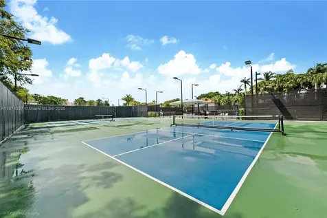 277 Veleros Court Coral Gables FL 33143
