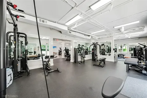 277 Veleros Court Coral Gables FL 33143