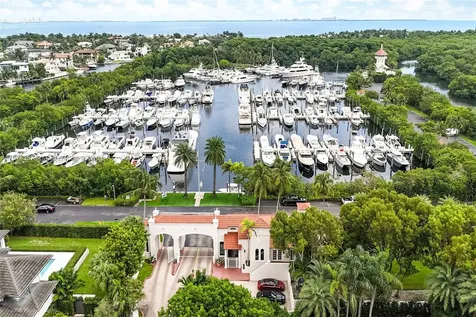 277 Veleros Court Coral Gables FL 33143