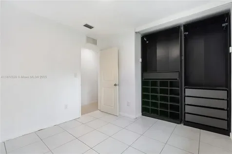 13801 Monroe Street Miami FL 33176