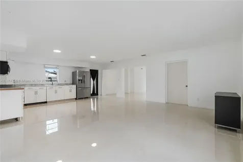 13801 Monroe Street Miami FL 33176