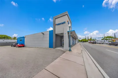4725 SW 8th Street Miami FL 33134