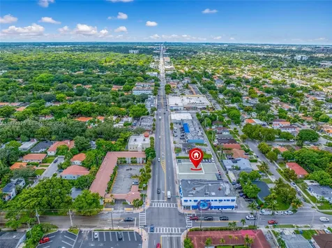 4725 SW 8th Street Miami FL 33134