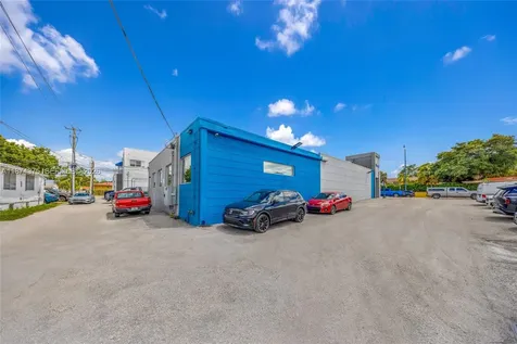 4725 SW 8th Street Miami FL 33134