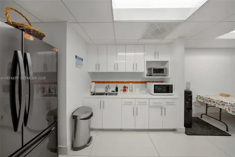 4725 SW 8th Street Miami FL 33134