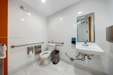 4725 SW 8th Street Miami FL 33134