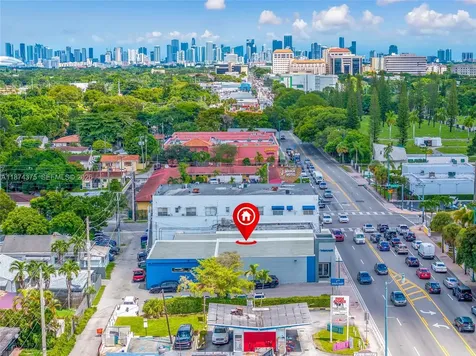 4725 SW 8th Street Miami FL 33134