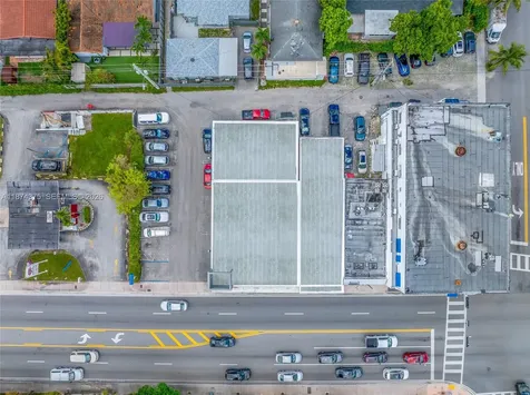 4725 SW 8th Street Miami FL 33134