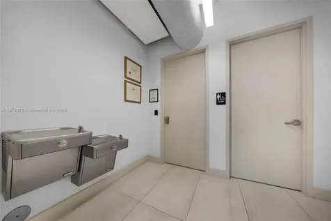 4725 SW 8th Street Miami FL 33134